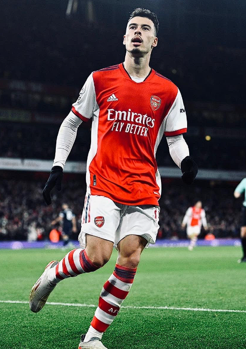 足总杯阿森纳大捷：马丁内利闪耀，哈弗茨复出感言真挚